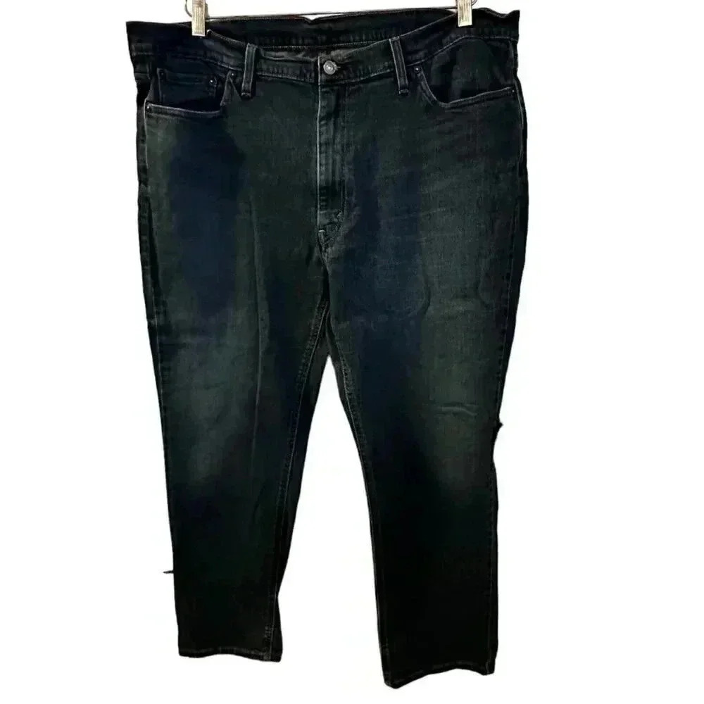 Levi's 541 Size 42 Men's Jeans - medium wash blue